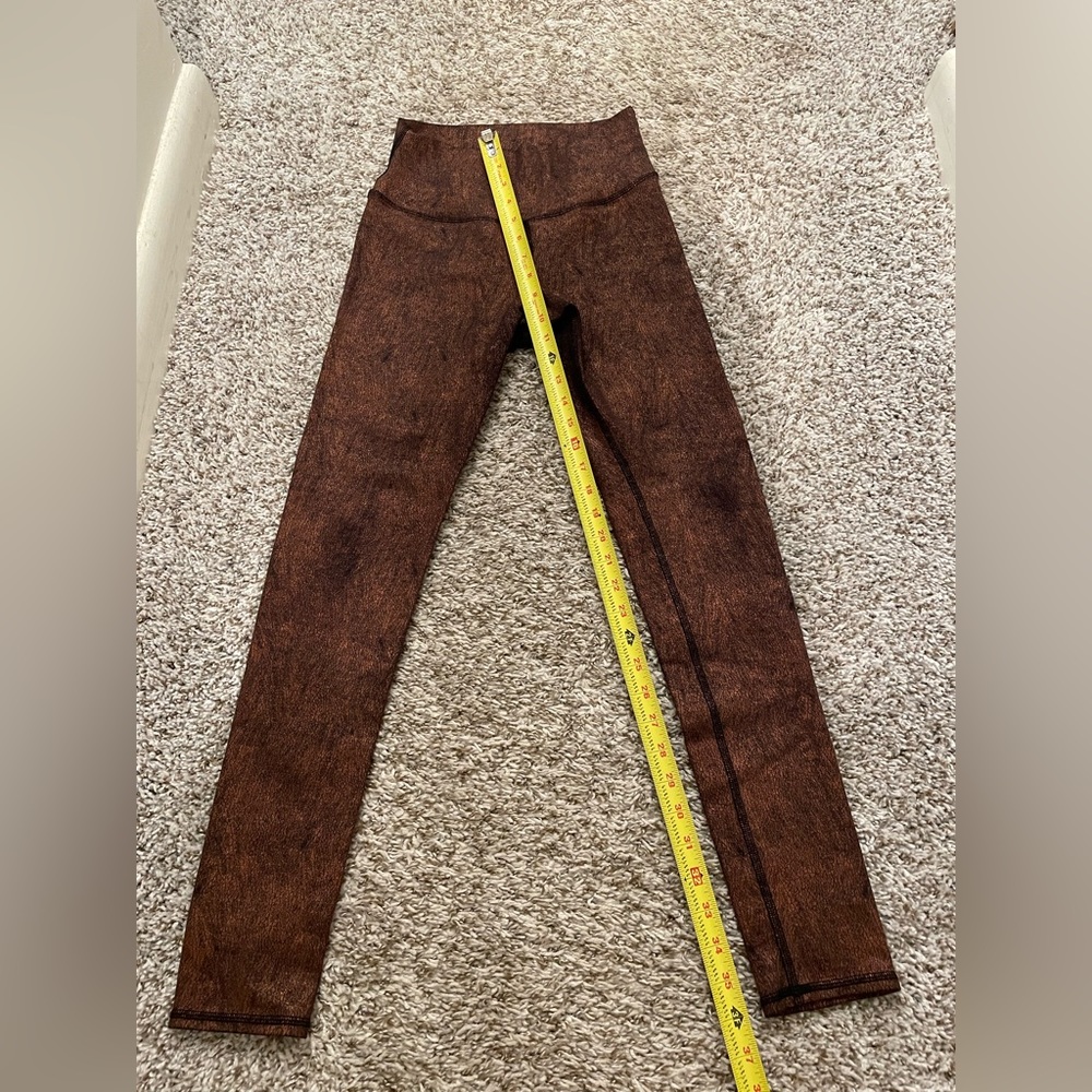 ALO Yoga Airbrush Metallic Copper High Waisted Legging. Size Medium.